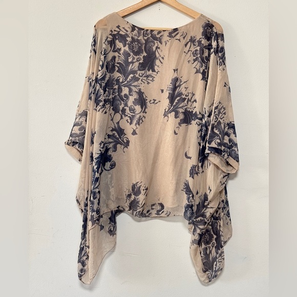 Tendenze 100% Silk Beige Blue Floral‎ Kimono Asymmetrical Flowy Blouse Italy - Picture 3 of 9